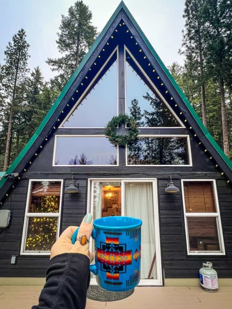Washington cozy A-frame cabin Airbnb Ronald 