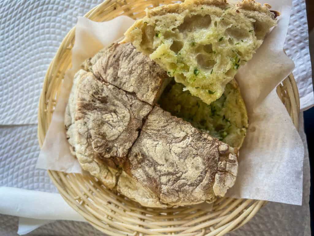 Bolo do Caco Madeira