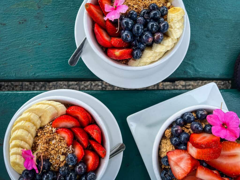 Where to eat in Kauai smoothie bowl