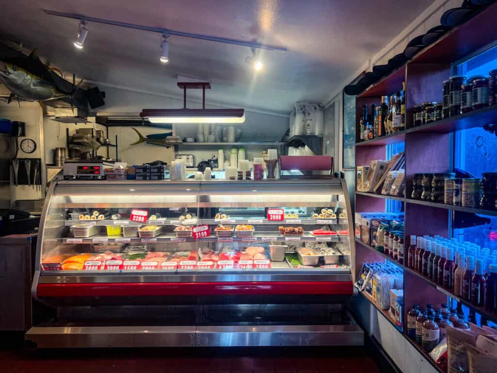 Where to eat in Kauai Dolphin fish market
