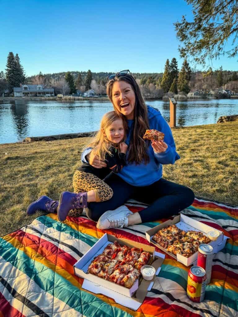 Picnic in Drake Park in Bend, Oregon